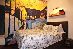 2 bedrooms, WiFi, bed sheets