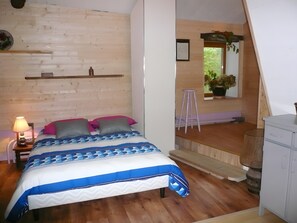 9 chambres, fer et planche à repasser, Wi-Fi