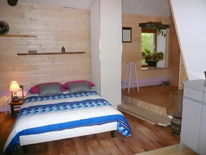 9 chambres, fer et planche à repasser, Wi-Fi