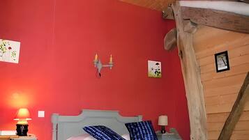 9 habitaciones, tabla de planchar con plancha y wifi