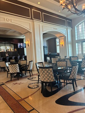 Dining - Reunion Resort 1st Fl Condo, Near Disney, Patio (Kissimmee)