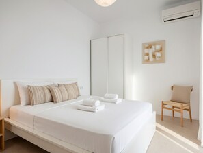 3 habitaciones, escritorio, tabla de planchar con plancha y wifi 