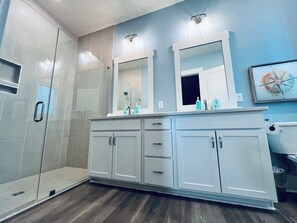 Nicht klassifiziertes Bild, 3 von 13, Schaltfläche