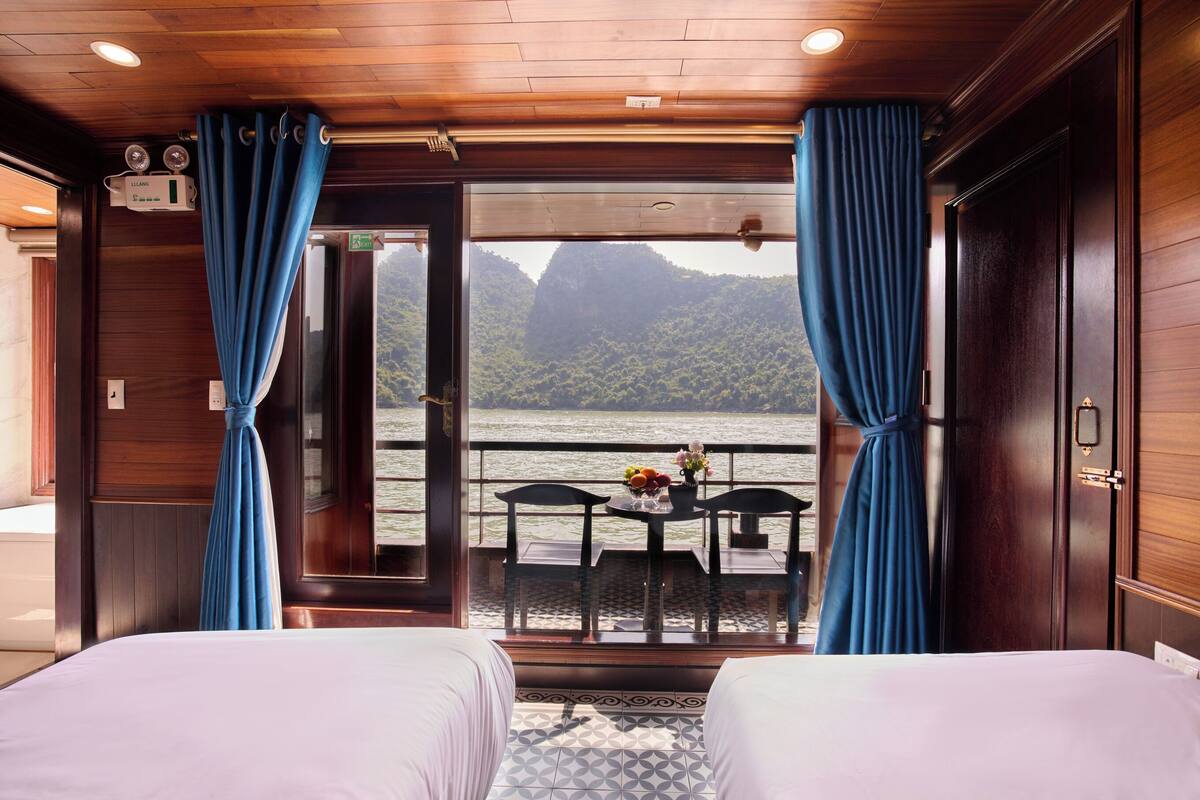 Phòng Suite Senior, ban công, quang cảnh vịnh | Truy cập Internet không dây miễn phí