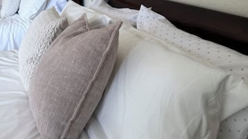 4 habitaciones, tabla de planchar con plancha y wifi gratis