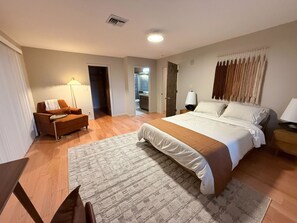 6 bedrooms, WiFi, bed sheets