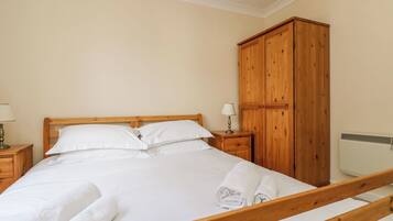 3 bedrooms, individually decorated, individually furnished, free WiFi