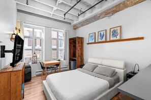1 bedroom, iron/ironing board, WiFi, bed sheets - Loft de la Cite - In the heart of St-Roch (Québec)