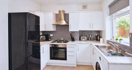 Pitchside Quarters sleeps 7