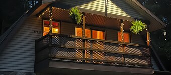 Sunrise Balcony, private back porch centrally located minutes to 83 &  Rt 30