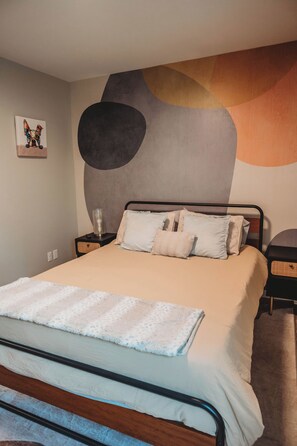 2 soverom, strykejern/-brett, wi-fi og sengetøy