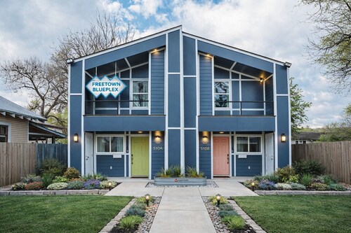 Freetown Blueplex Downtown Unit A 2br/2.5ba