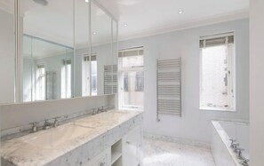 Billede uden beskrivelse, 5 af 9, knap