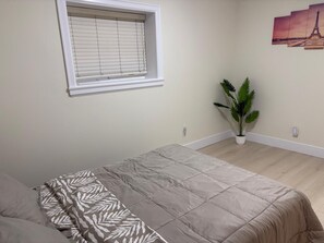 Unclassified image, 4 of 12, button