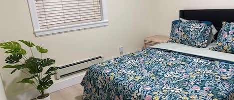 2 dormitorios, tabla de planchar con plancha, Internet y ropa de cama