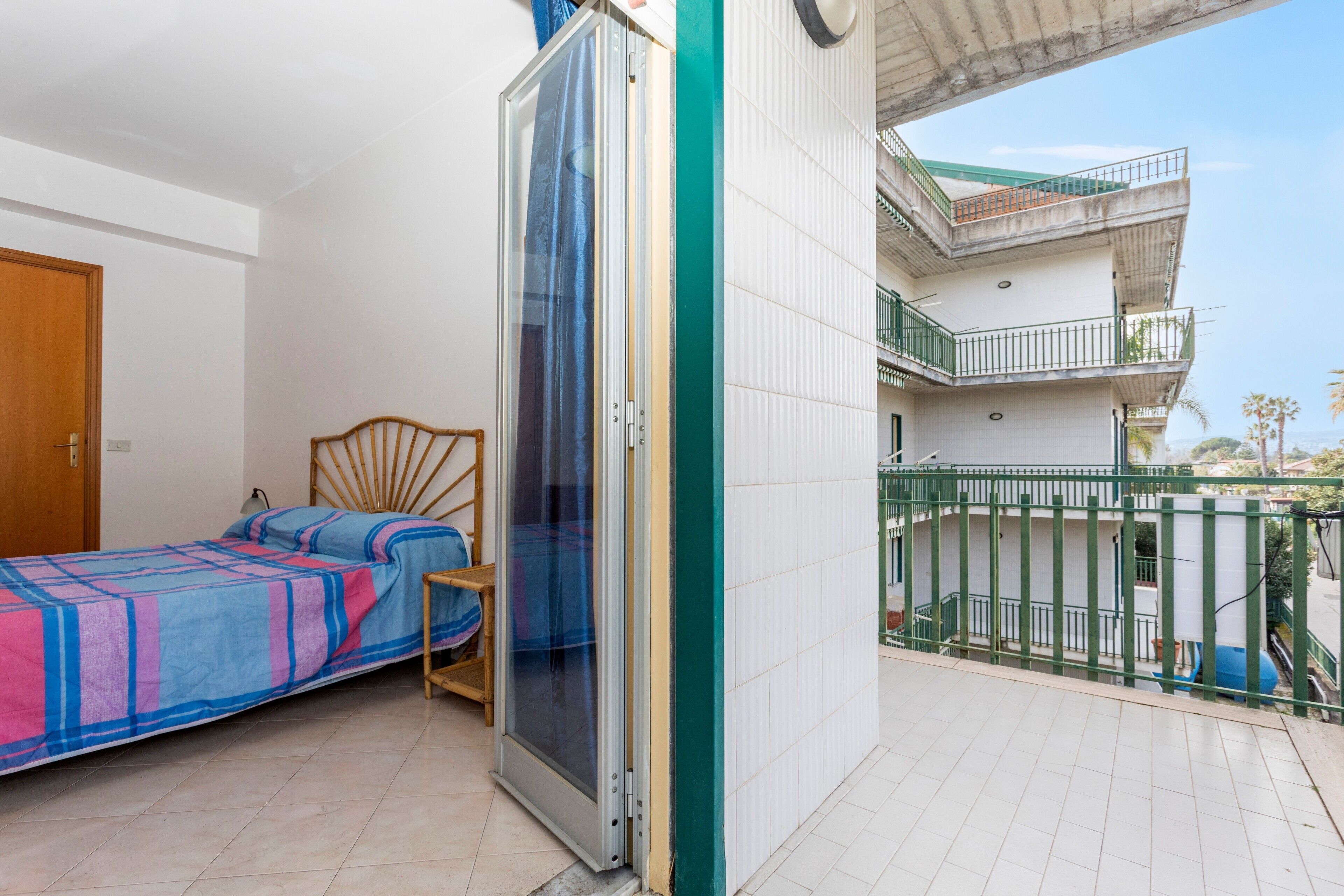 1 室のベッドルーム