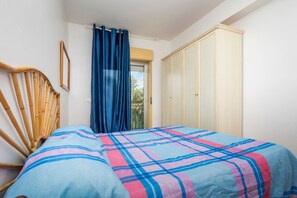 1 bedroom - Apartment 'I Ciottoli Dello Ionio - Apt 10' with Sea View, Shared Terrace and Balcony (Mascali)