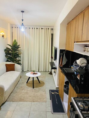 Smart TV - 1Bedroom 1Bath | Perfect for Couples & Business (Nairobi)