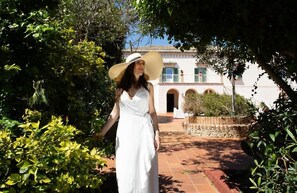 Exterior - Isola Charm B&B - Pool & Nature Stay (Syracuse)