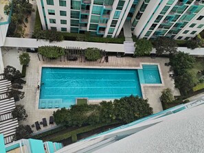 Imagen sin descripción, 4 de 37, botón