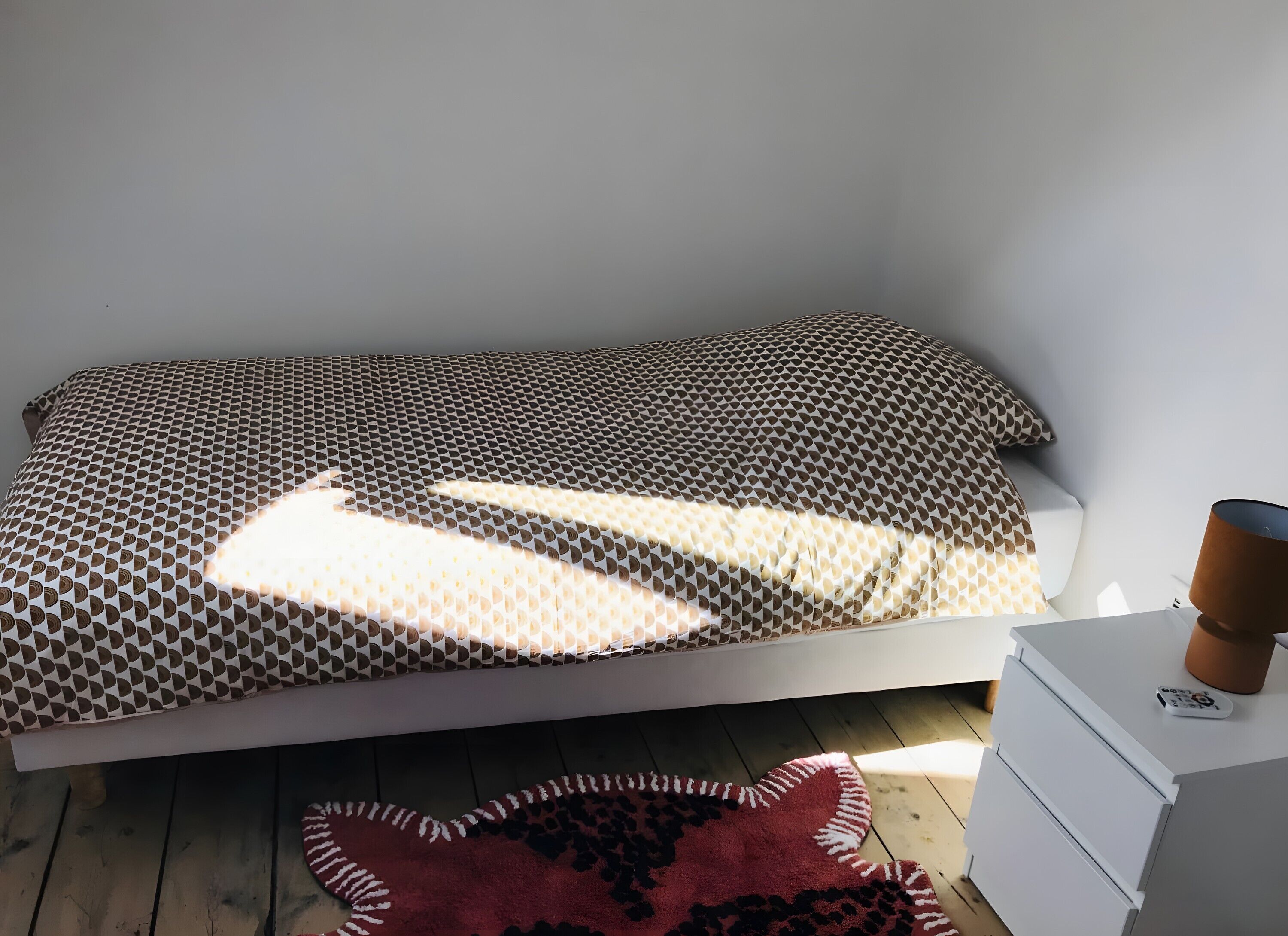 2 makuuhuonetta, Wi-Fi, vuodevaatteet