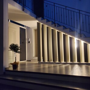 Exterior detail - Your stay on the Côte d'Azur at Villa Aurelia (Mandelieu-la-Napoule)