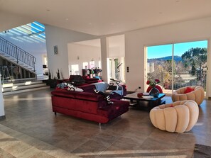 Interior - Your stay on the Côte d'Azur at Villa Aurelia (Mandelieu-la-Napoule)