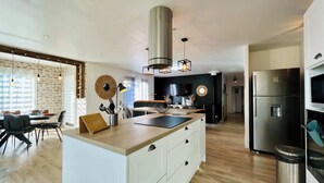 Unclassified image, 3 of 59, button - La Montbourgeoise, Stylish House Close to the Town Center (Montebourg)