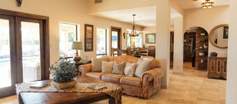 The Bradford - Southwest Luxury w/ Pool + Mountain Views in Sunny Fountain Hills