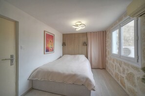 1 bedroom, iron/ironing board, WiFi, bed sheets - Cannes hyper center historic district of suquet-palais du festival - Croisette (Cannes)
