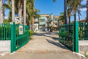 Exterior - Apartment 'I Ciottoli Dello Ionio - Apt 18' with Sea View, Shared Terrace and Balcony (Mascali)