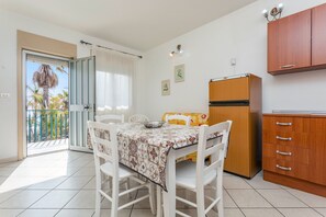 Dining - Apartment 'I Ciottoli Dello Ionio - Apt 18' with Sea View, Shared Terrace and Balcony (Mascali)