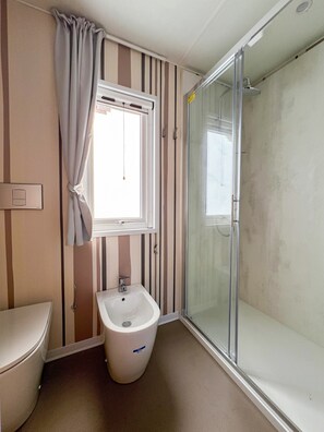 Mobile Home | Bathroom - Great Mobile Home in Cesenatico (Cesenatico)