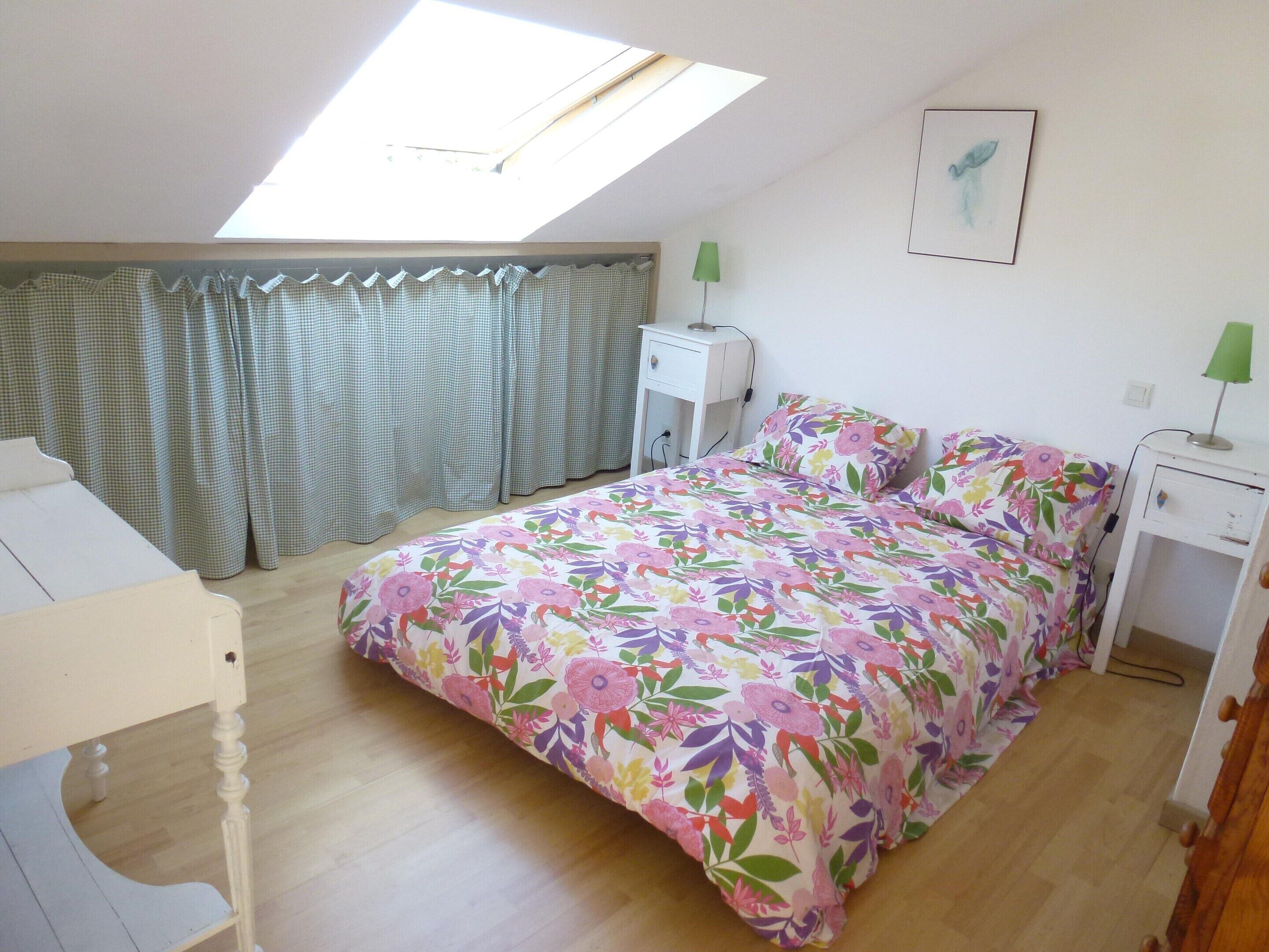 House | 2 bedrooms, individually furnished