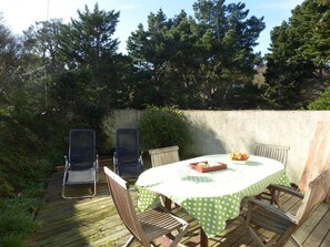 House | Balcony - Cosy House Just Steps Away From the sea (Lamballe-Armor)