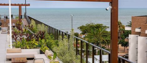 Basic Apartment | Terrace/patio