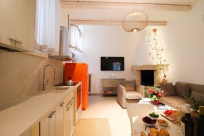 Uklassifisert bilde, 2 av 33, knapp