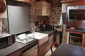 ハウス | 専用キッチン | ハイチェア