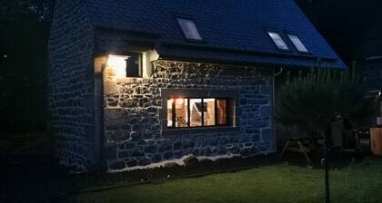 Rustic Mont-dore Family Cottage