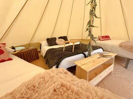 1 bedroom, individually decorated, individually furnished