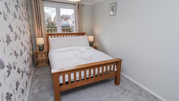 3 bedrooms, individually decorated, individually furnished, free WiFi