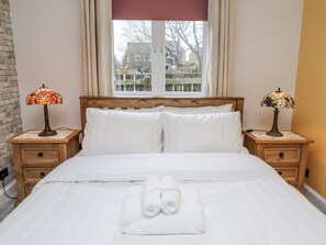 3 Schlafzimmer, individuell dekoriert, individuell eingerichtet