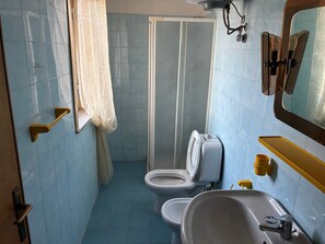 Immagine non classificata, 2 di 24, pulsante