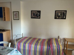 Immagine non classificata, 5 di 24, pulsante