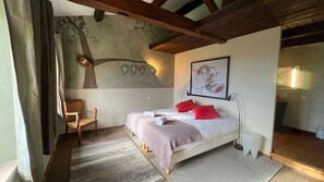 1 chambre, literie fournie