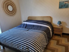 3 bedrooms, WiFi - La maison Amorgos la Terrière – Charming House Near the Beach with Garage (La Tranche-sur-Mer)