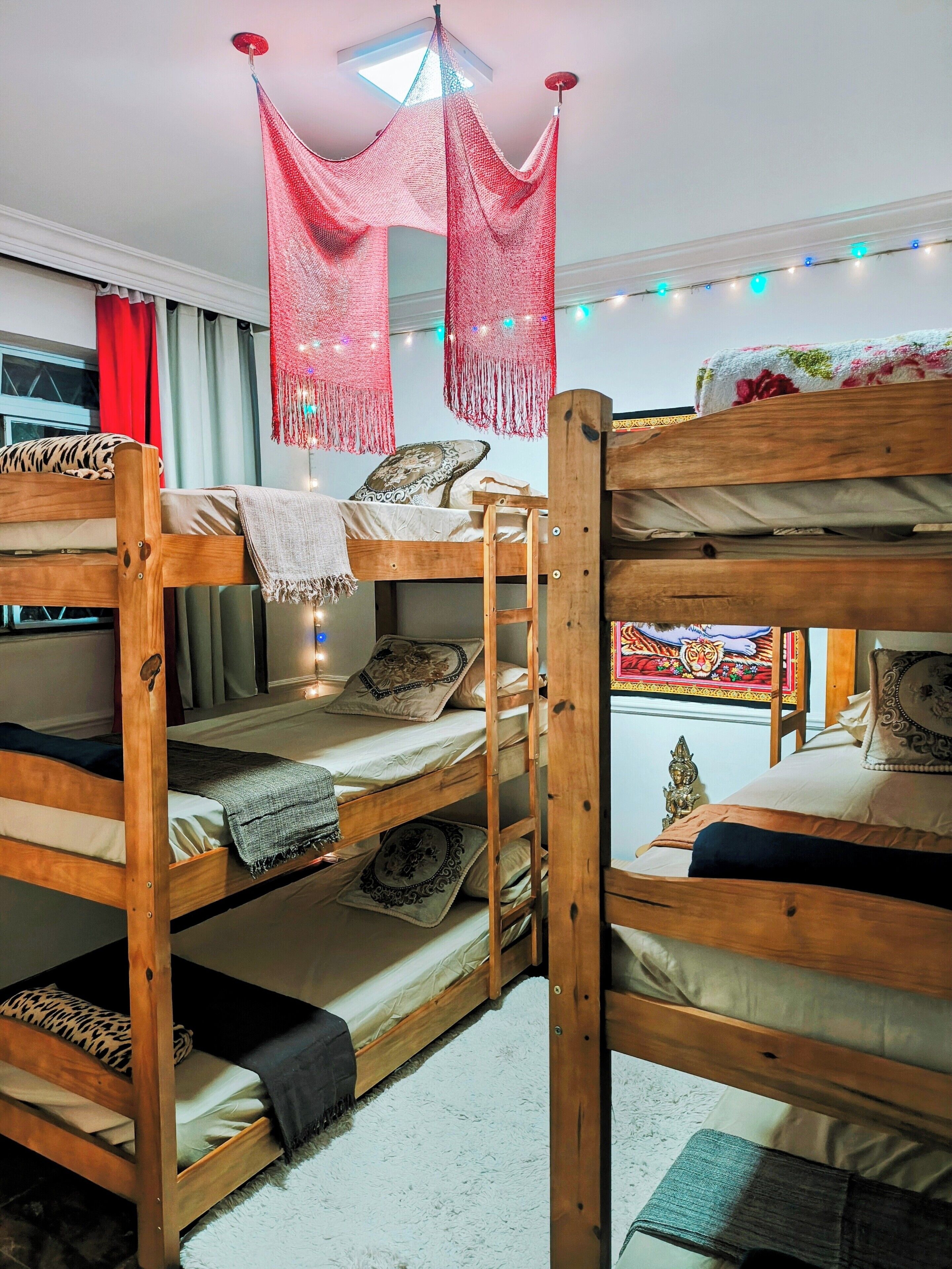 Shared Dormitory, Mixed Dorm | Free WiFi, bed sheets