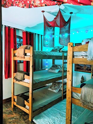 Shared Dormitory, Mixed Dorm | Free WiFi