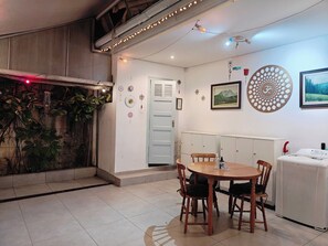 Dining - Vila Urban Hostel - Jardins (São Paulo)