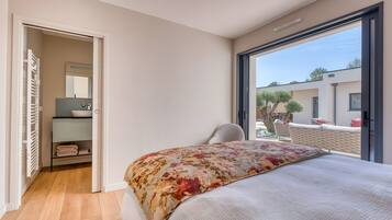 5 chambres, fer et planche Ă repasser, Wi-Fi, draps fournis